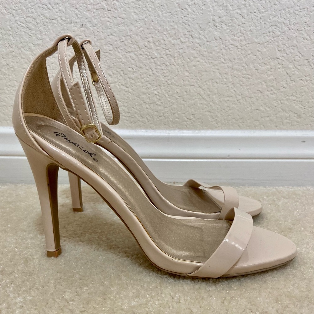 Nude/beige heels